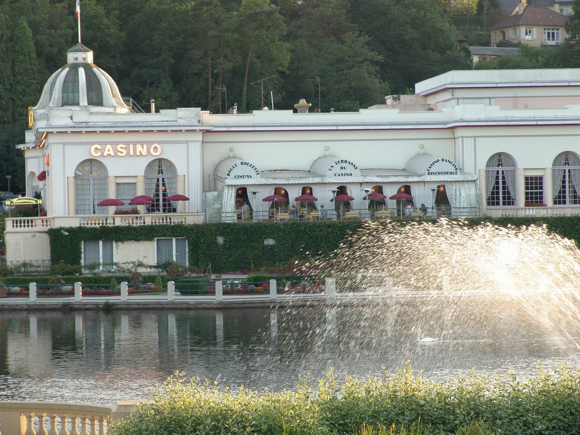 B’O Resort&Spa Bagnoles de l'Orne Normandie Exterior foto